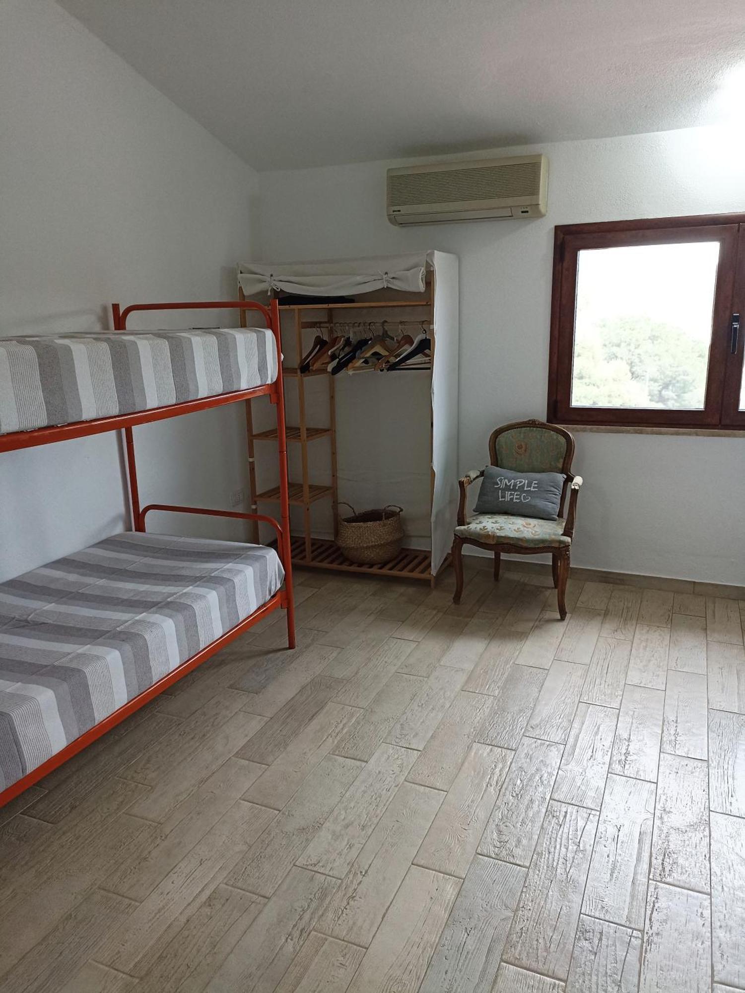 Villetta Ludovica Solanas  Buitenkant foto